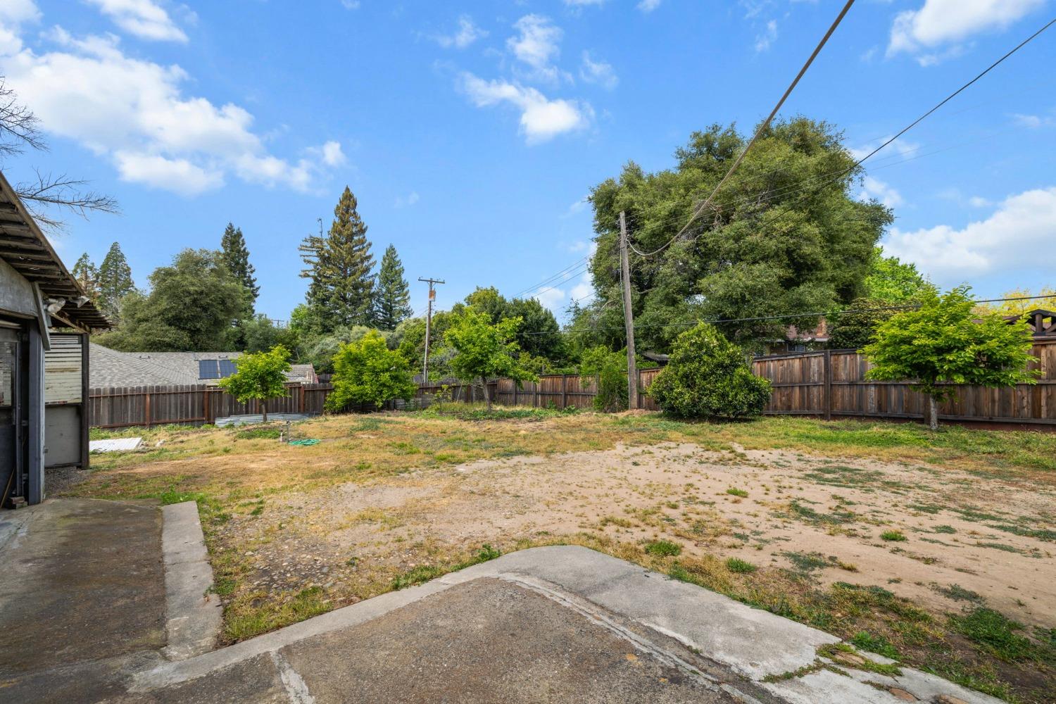 Detail Gallery Image 18 of 31 For 4615 Illinois Ave, Fair Oaks,  CA 95628 - 4 Beds | 1/2 Baths