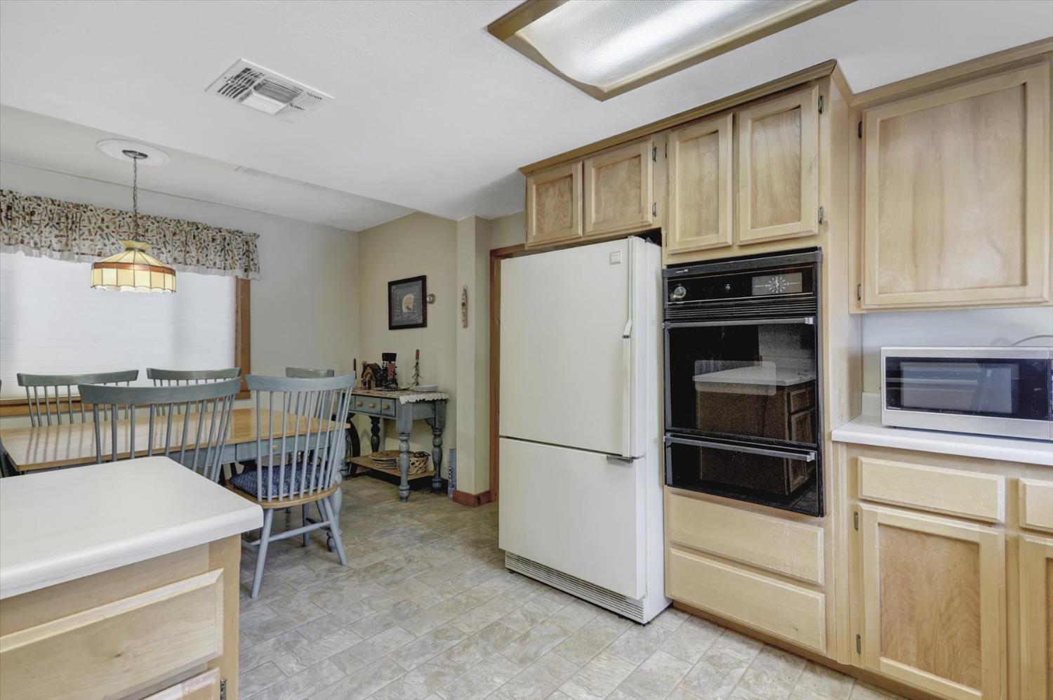 Detail Gallery Image 44 of 59 For 2051 Warren Hill Rd, Strawberry Valley,  CA 95981 - 1 Beds | 1 Baths