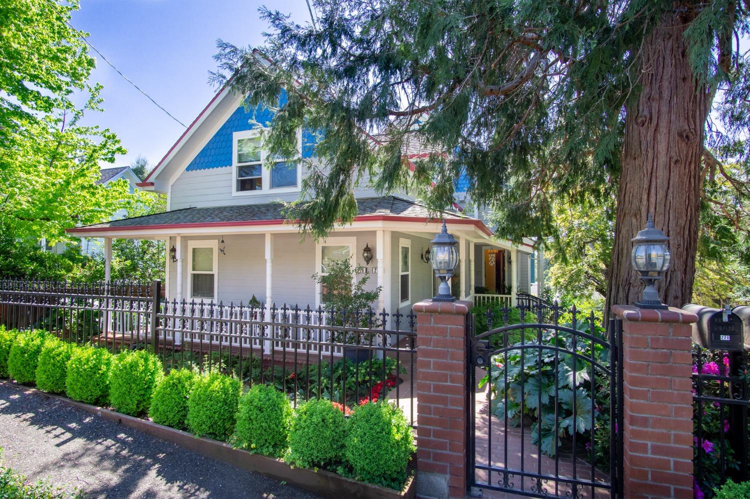 Detail Gallery Image 1 of 84 For 274 Huntley Ave, Auburn,  CA 95603 - 6 Beds | 5 Baths