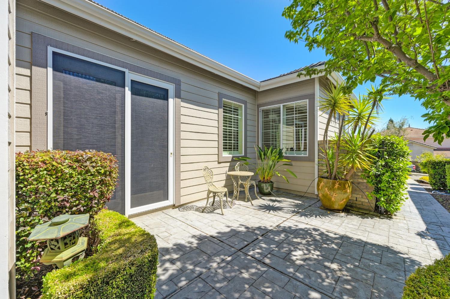 Detail Gallery Image 5 of 42 For 11017 Blue Wing Pl, Auburn,  CA 95603 - 4 Beds | 2/1 Baths