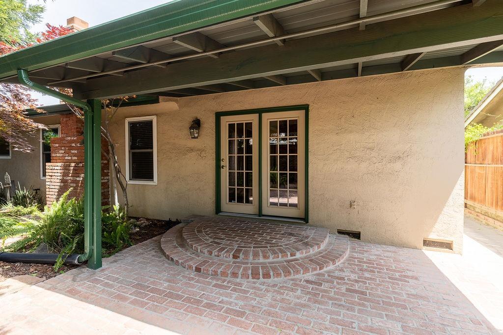 Tioga Drive, Lodi, California image 23