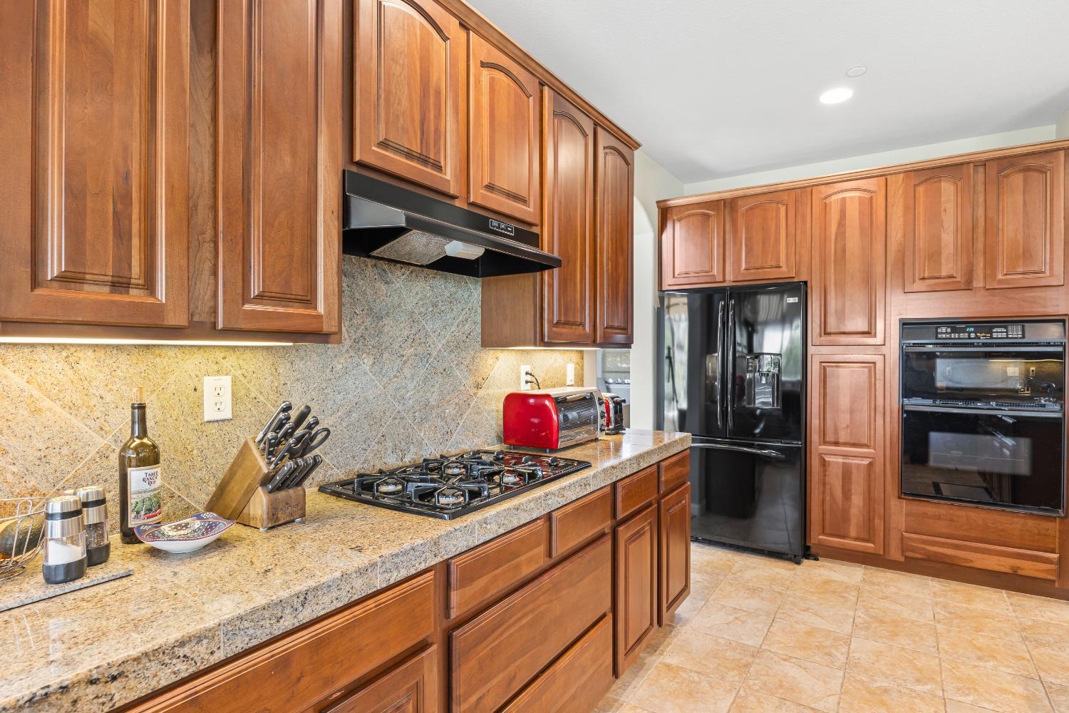 Detail Gallery Image 36 of 67 For 18190 Mallard St, Woodland,  CA 95695 - 5 Beds | 3 Baths