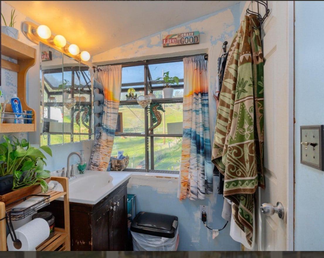 Detail Gallery Image 15 of 71 For 172 Rich Gulch Rd, Oroville,  CA 95965 - 2 Beds | 1 Baths