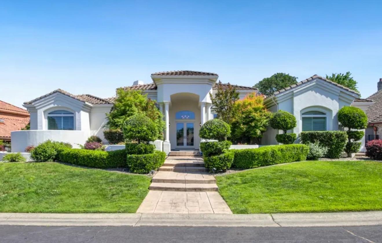 Detail Gallery Image 1 of 64 For 15410 De La Cruz Dr, Rancho Murieta,  CA 95683 - 3 Beds | 2/1 Baths