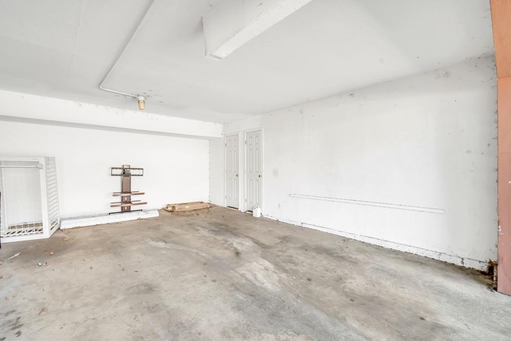 Photo #22: 225057433 Listing: Photo #22