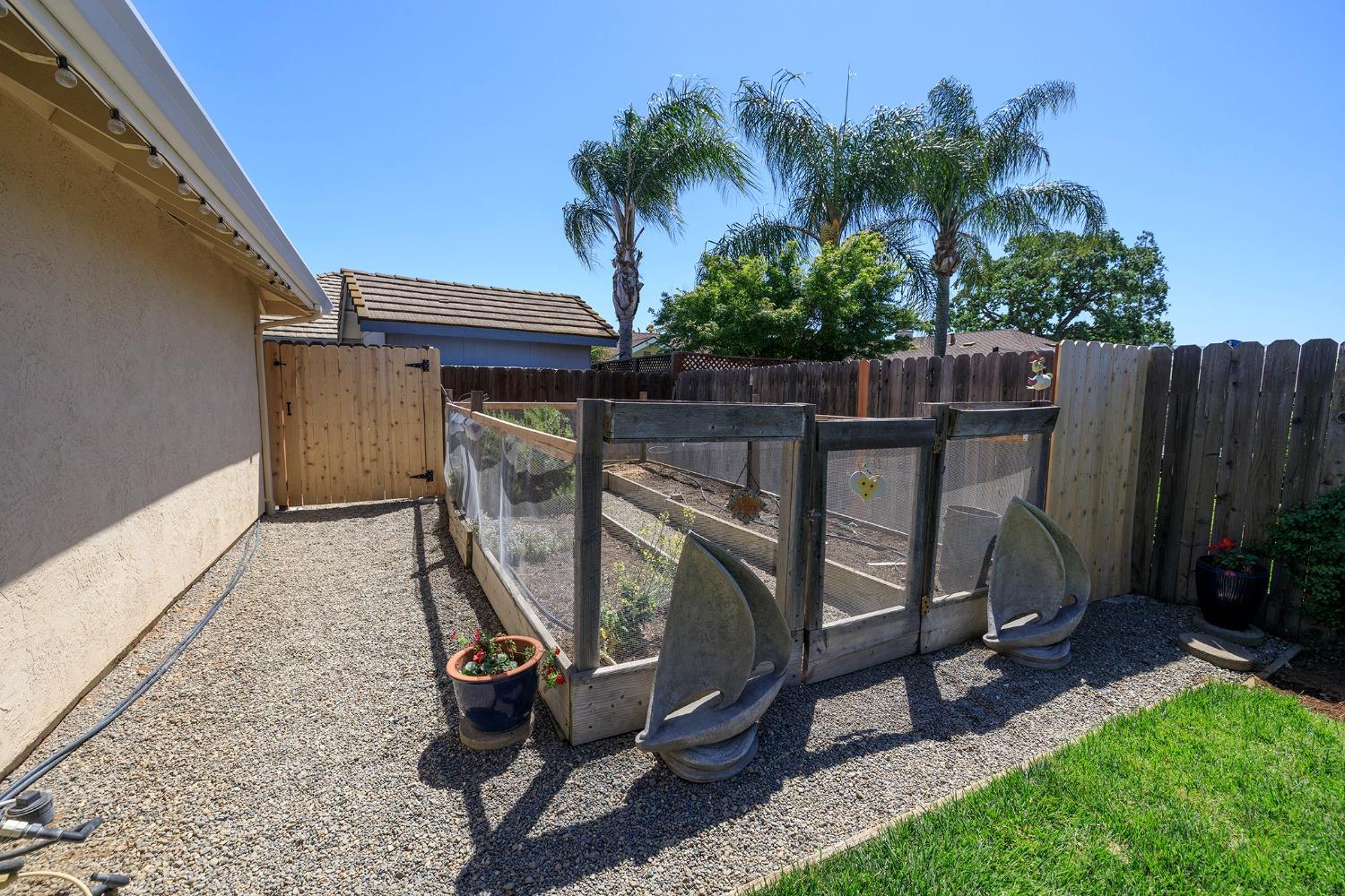 Detail Gallery Image 42 of 62 For 14950 Manzanita Way, Lockeford,  CA 95237 - 4 Beds | 2 Baths