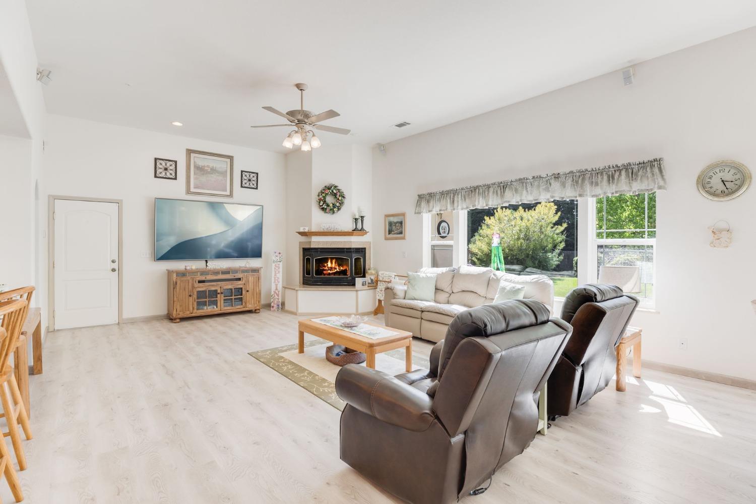 Detail Gallery Image 36 of 93 For 2888 County Road 89, Dunnigan,  CA 95937 - 3 Beds | 3 Baths