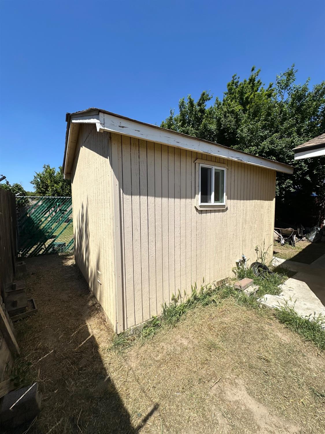 Detail Gallery Image 24 of 26 For 1717 Midway Ave, Modesto,  CA 95358 - 2 Beds | 2 Baths