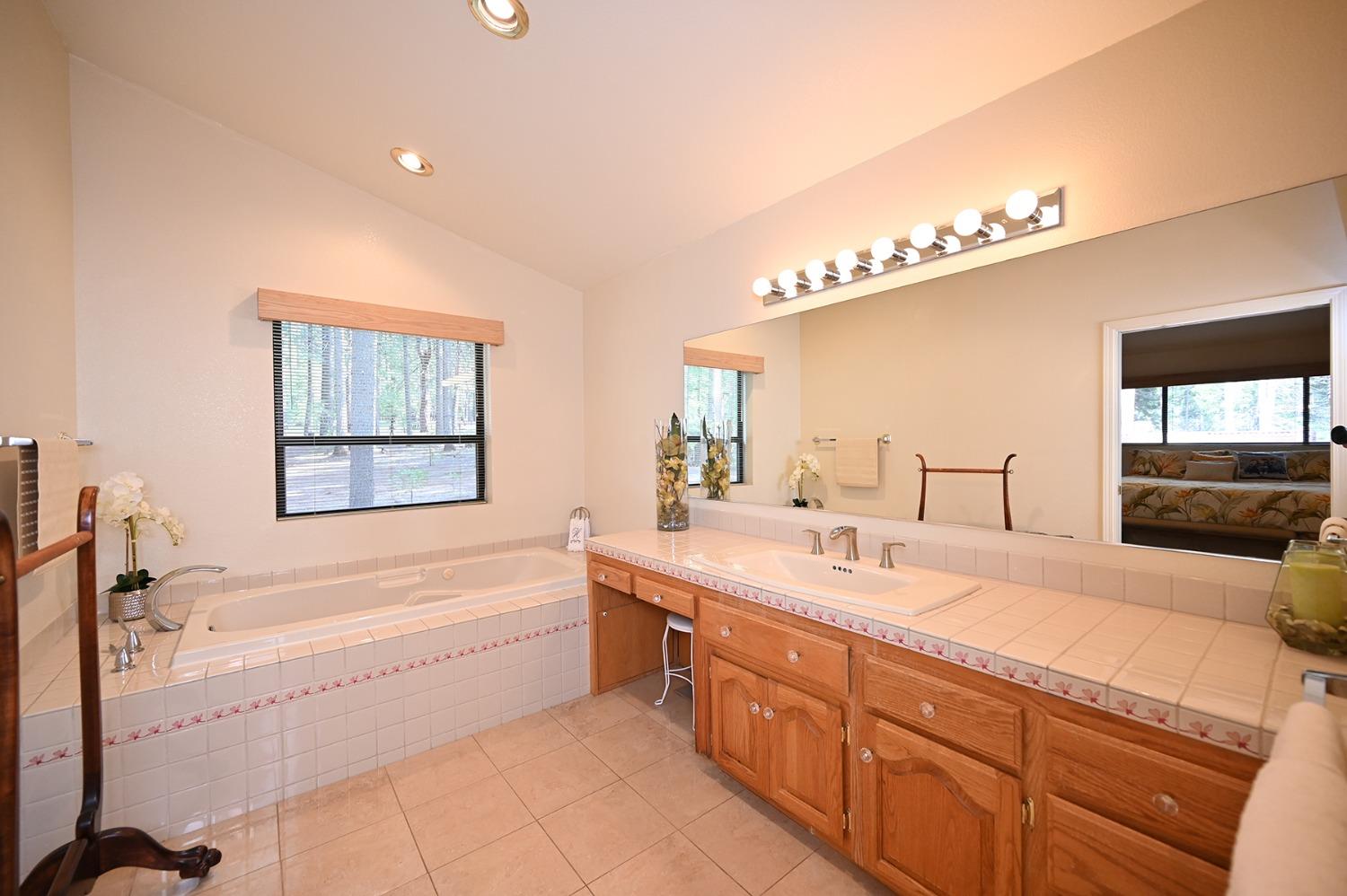 Bela Vista Drive, Pollock Pines, California image 33