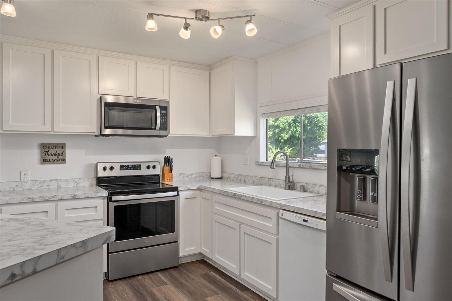 Detail Gallery Image 13 of 38 For 556 D St, Biggs,  CA 95917 - 3 Beds | 2 Baths