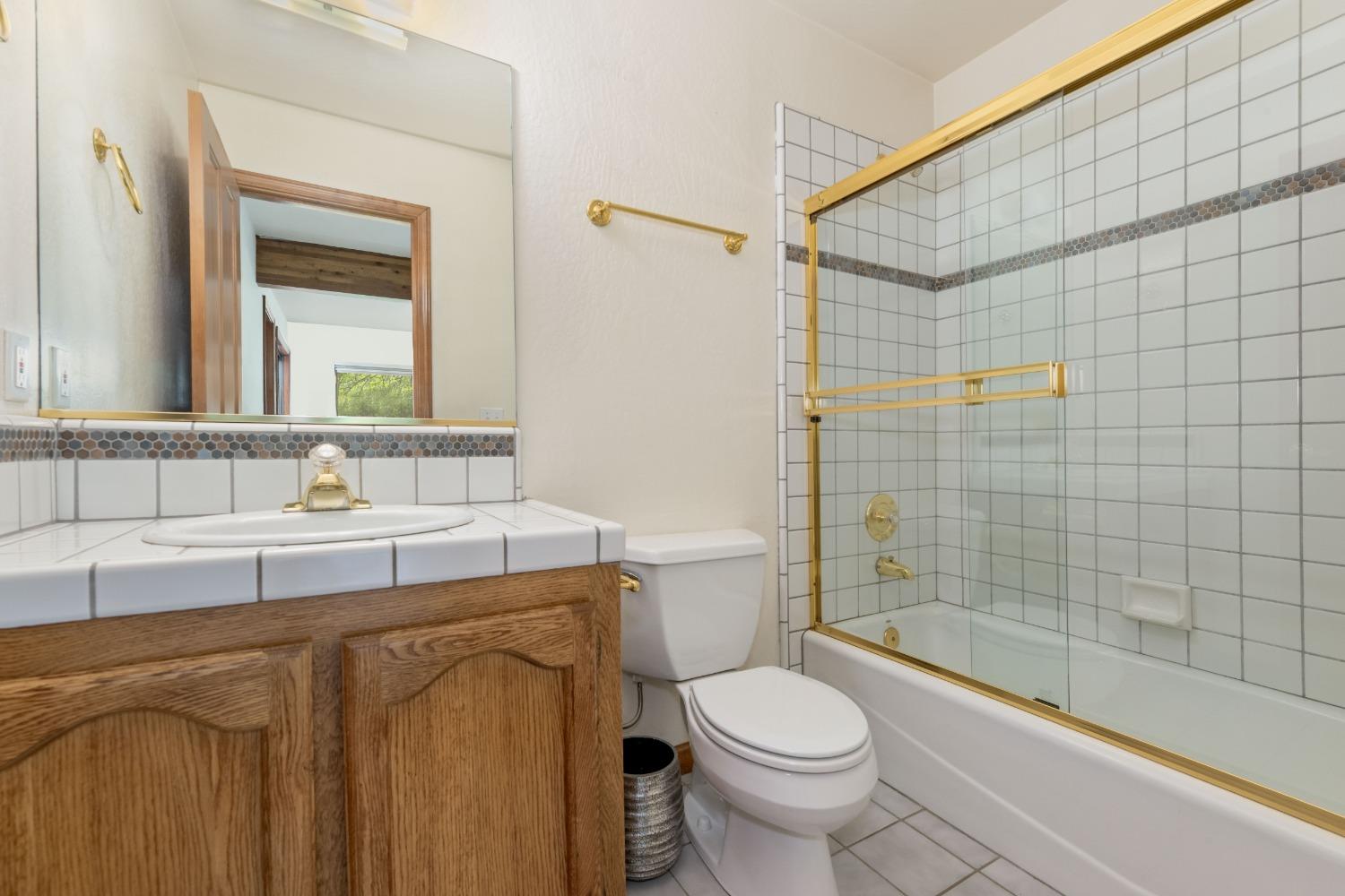 Detail Gallery Image 51 of 70 For 19046 Lake Forest, Penn Valley,  CA 95946 - 3 Beds | 3 Baths