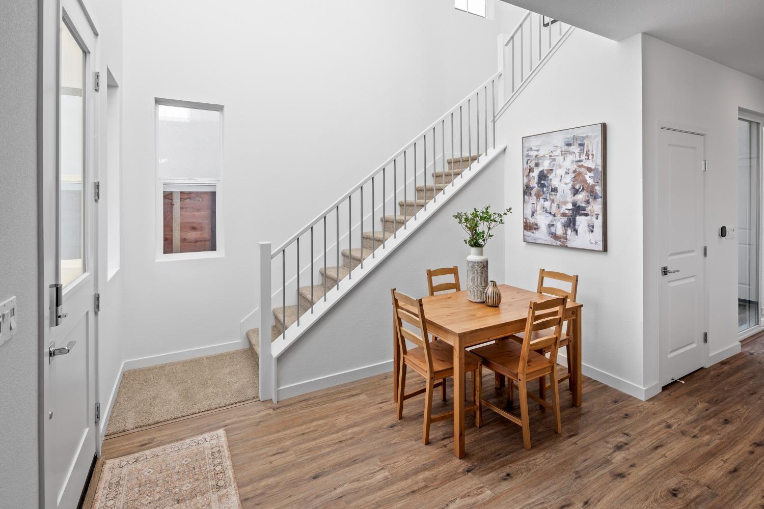 Jacinto Avenue, Sacramento, California image 19