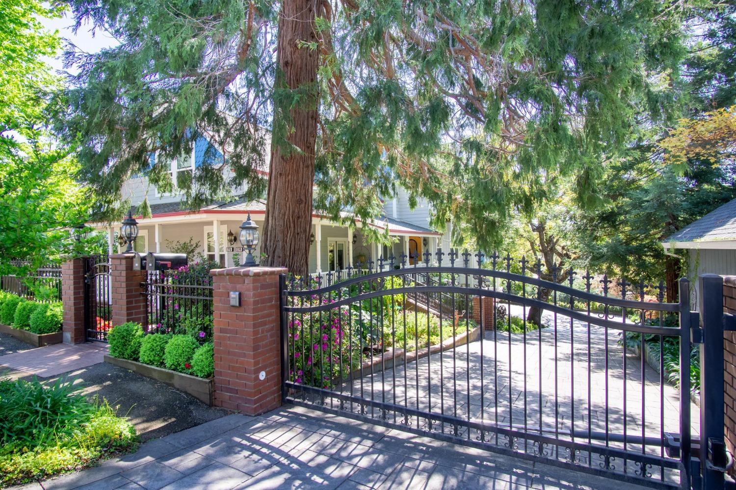 Detail Gallery Image 3 of 84 For 274 Huntley Ave, Auburn,  CA 95603 - 6 Beds | 5 Baths