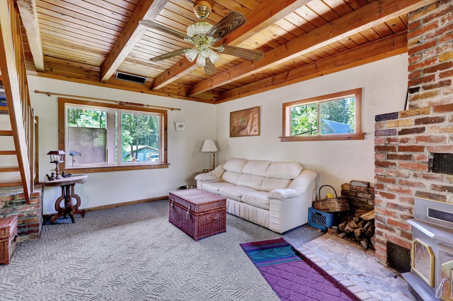 Detail Gallery Image 52 of 59 For 2051 Warren Hill Rd, Strawberry Valley,  CA 95981 - 1 Beds | 1 Baths