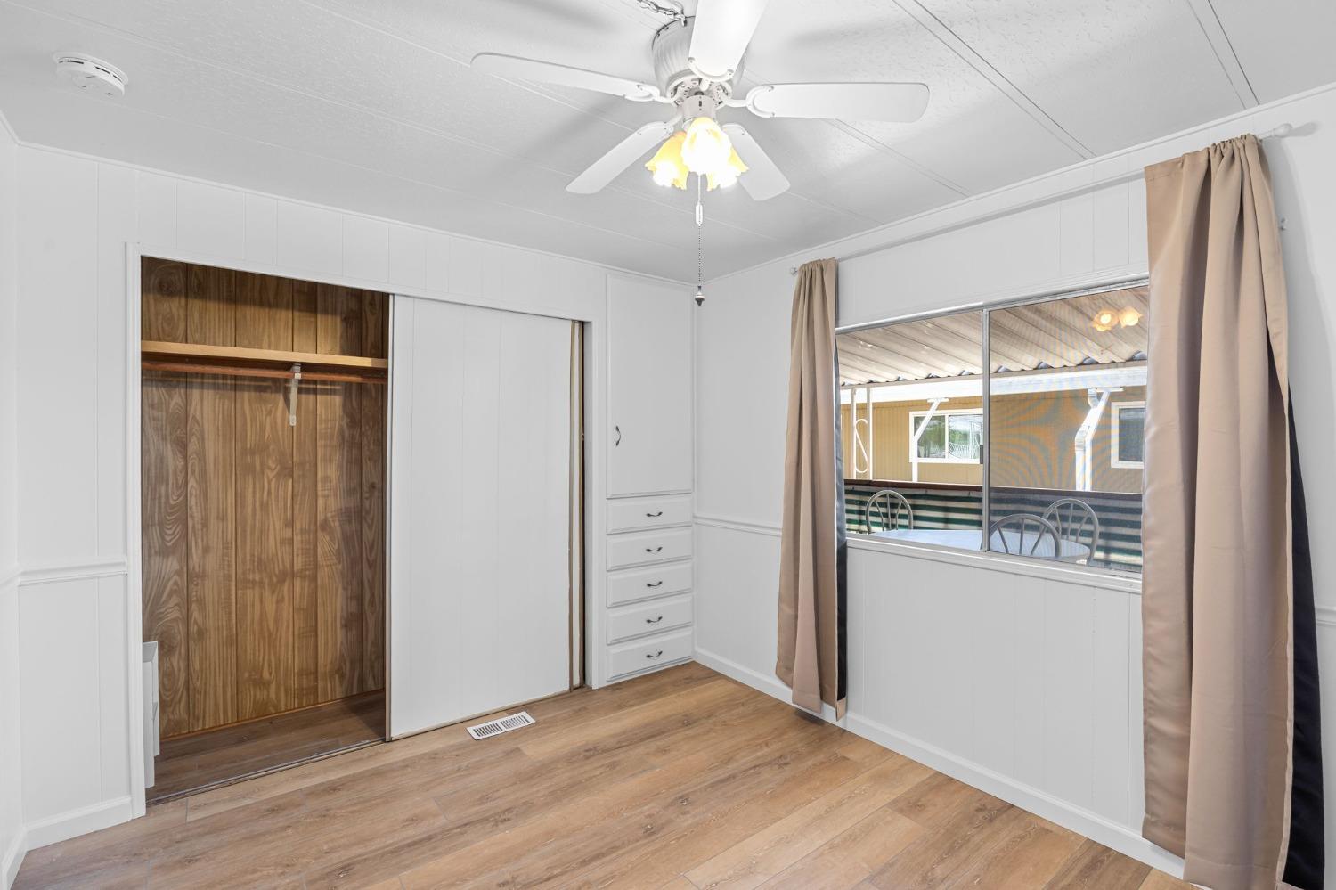 Detail Gallery Image 13 of 25 For 14 Leisureville Circle, Woodland,  CA 95776 - 2 Beds | 2 Baths