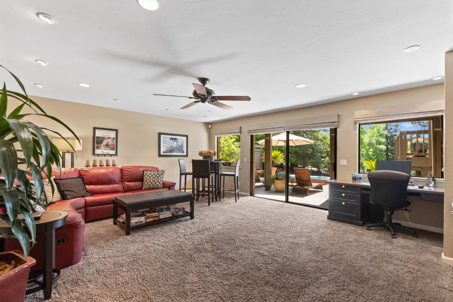 Detail Gallery Image 42 of 99 For 4010 Pretense Ct, Fair Oaks,  CA 95628 - 3 Beds | 3/1 Baths