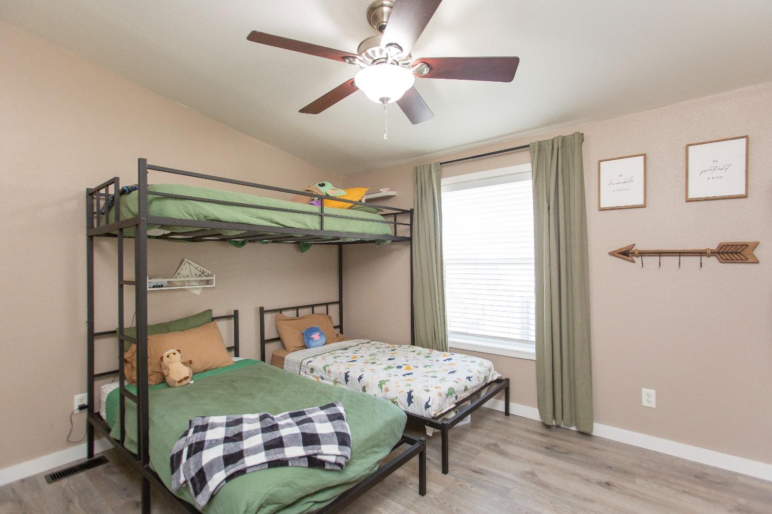 Detail Gallery Image 16 of 26 For 4305 Trojans, Modesto,  CA 95355 - 3 Beds | 2 Baths