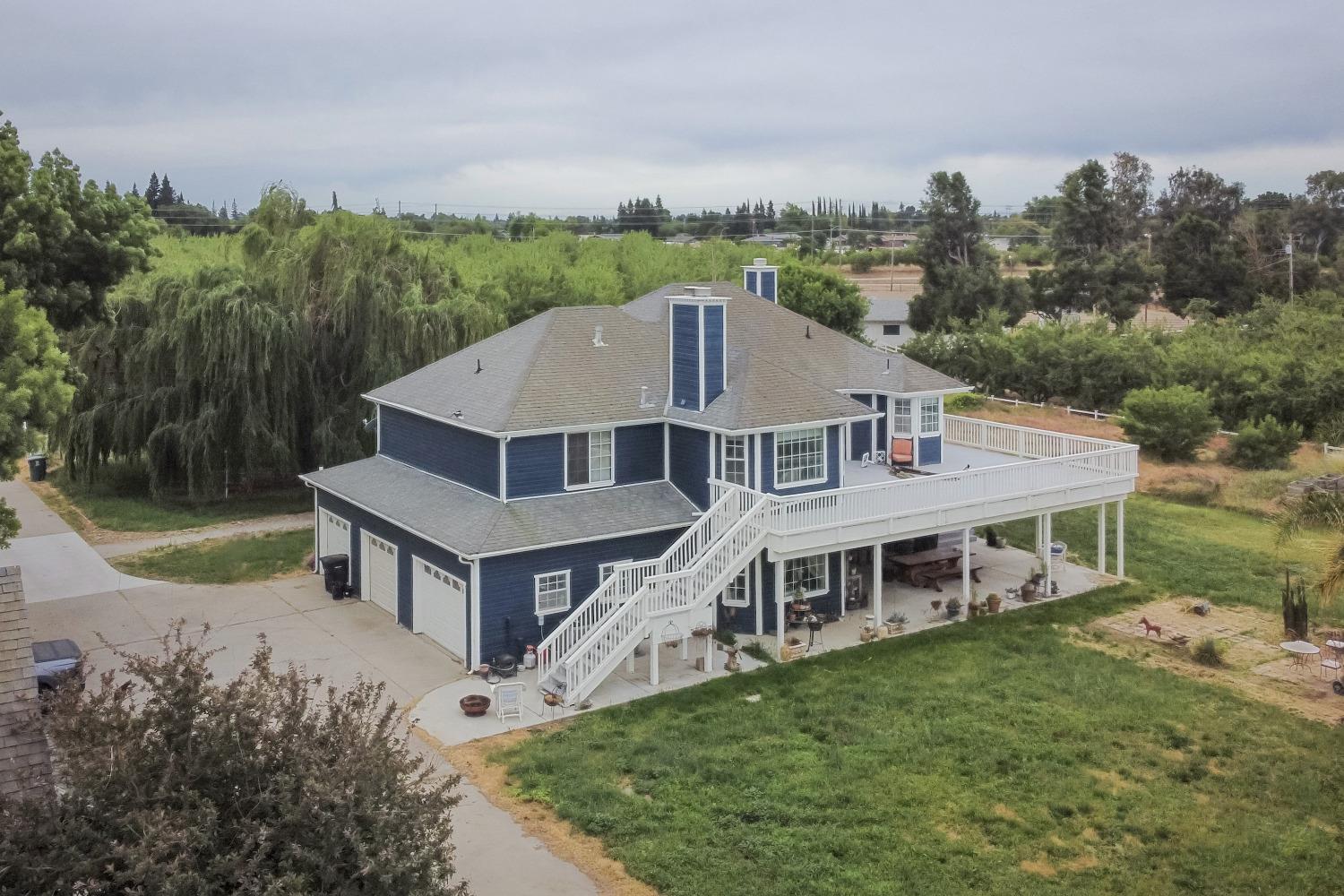 Detail Gallery Image 10 of 89 For 13247 Vineyard Road, Waterford,  CA 95386 - 5 Beds | 4 Baths