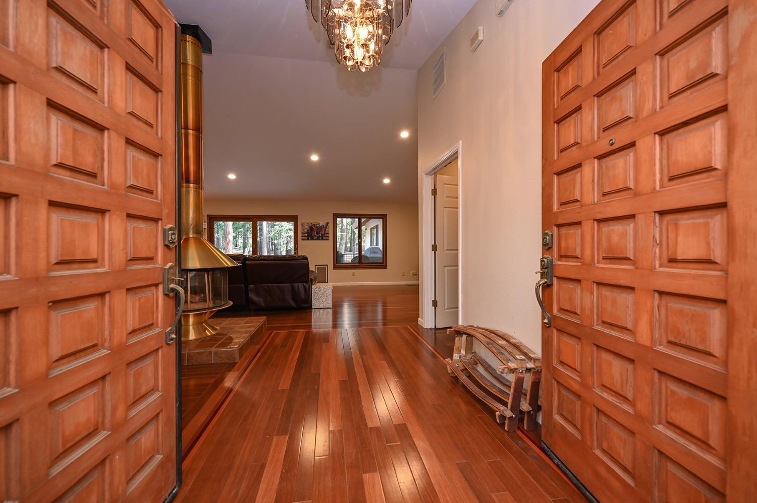 Bela Vista Drive, Pollock Pines, California image 18
