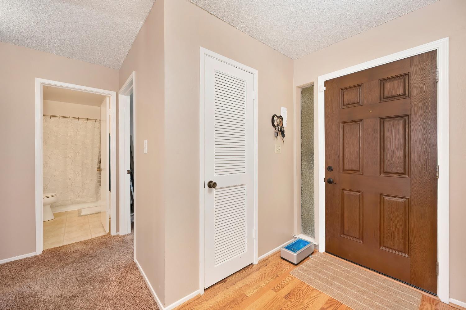 Detail Gallery Image 36 of 61 For 2473 American River Dr, Sacramento,  CA 95825 - – Beds | – Baths