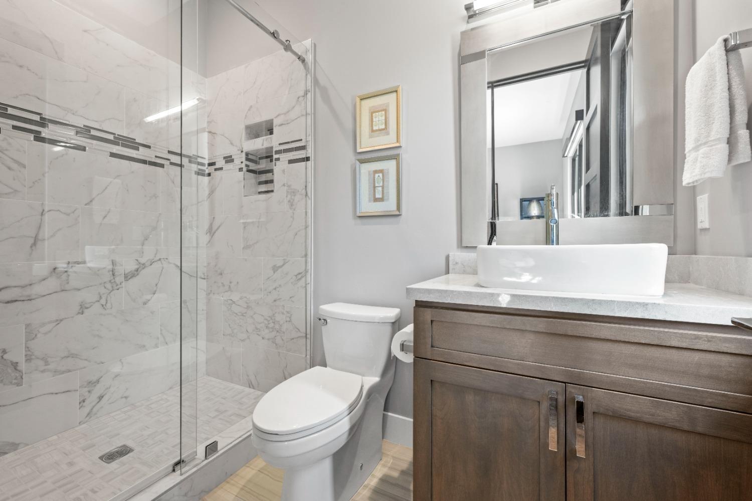 Detail Gallery Image 37 of 73 For 8452 Jomar Ln, Fair Oaks,  CA 95628 - 4 Beds | 4/1 Baths