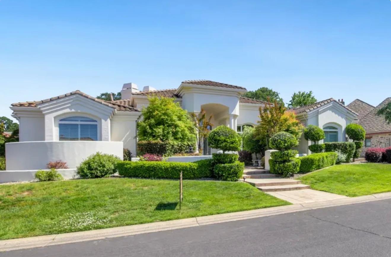 Detail Gallery Image 2 of 64 For 15410 De La Cruz Dr, Rancho Murieta,  CA 95683 - 3 Beds | 2/1 Baths