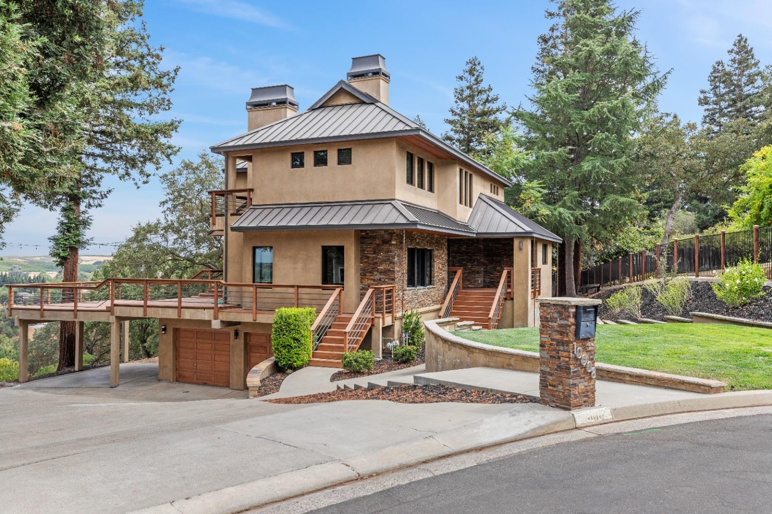 Detail Gallery Image 3 of 55 For 10008 River Oak Cir, Oakdale,  CA 95361 - 5 Beds | 3/1 Baths