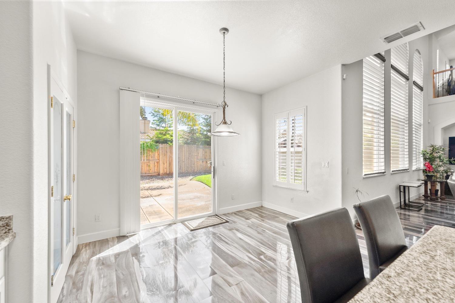 Detail Gallery Image 25 of 74 For 1442 Danbrook Dr, Sacramento,  CA 95835 - 4 Beds | 3 Baths