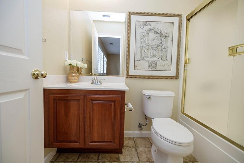 Detail Gallery Image 52 of 77 For 2001 Dayton Ave, Modesto,  CA 95356 - 3 Beds | 3 Baths