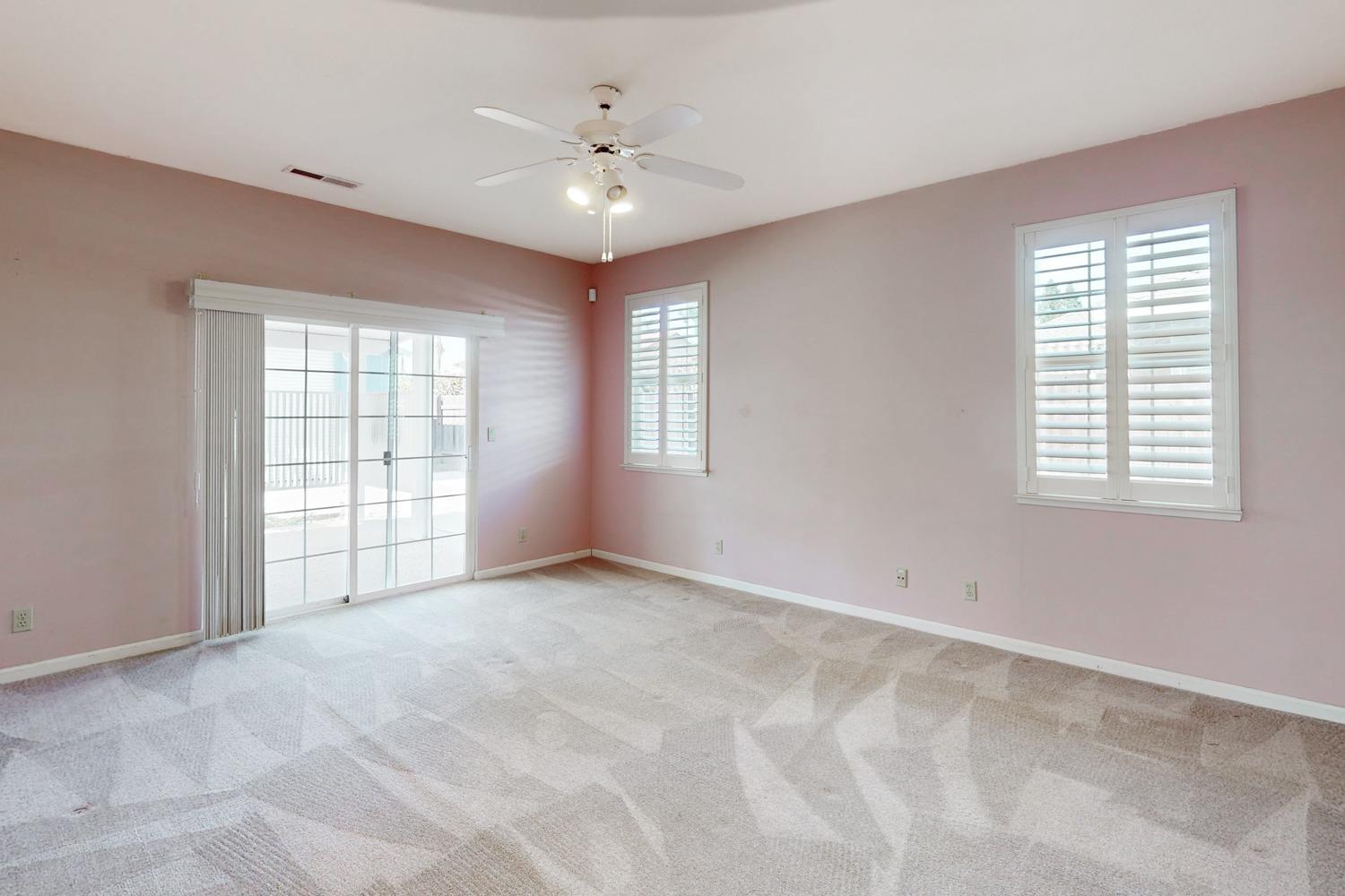 Detail Gallery Image 5 of 81 For 1612 Portofino Dr, Yuba City,  CA 95993 - 3 Beds | 2 Baths