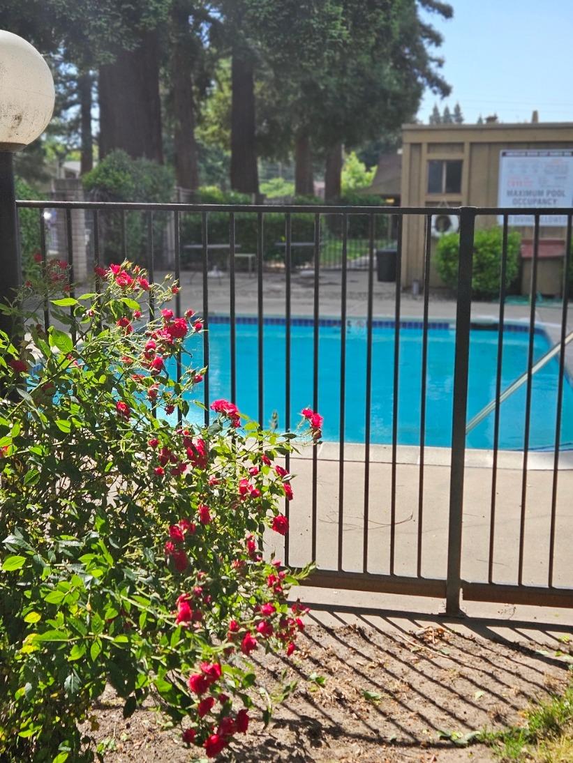 Detail Gallery Image 60 of 61 For 2473 American River Dr, Sacramento,  CA 95825 - – Beds | – Baths