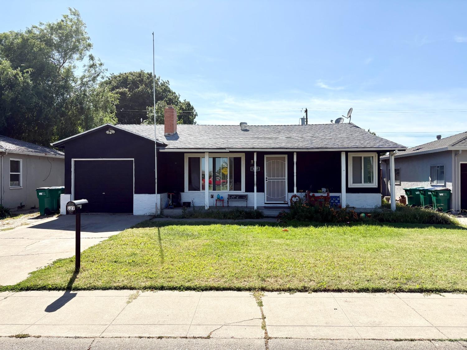 Detail Gallery Image 25 of 25 For 327 Cross St, Lodi,  CA 95242 - 3 Beds | 2 Baths
