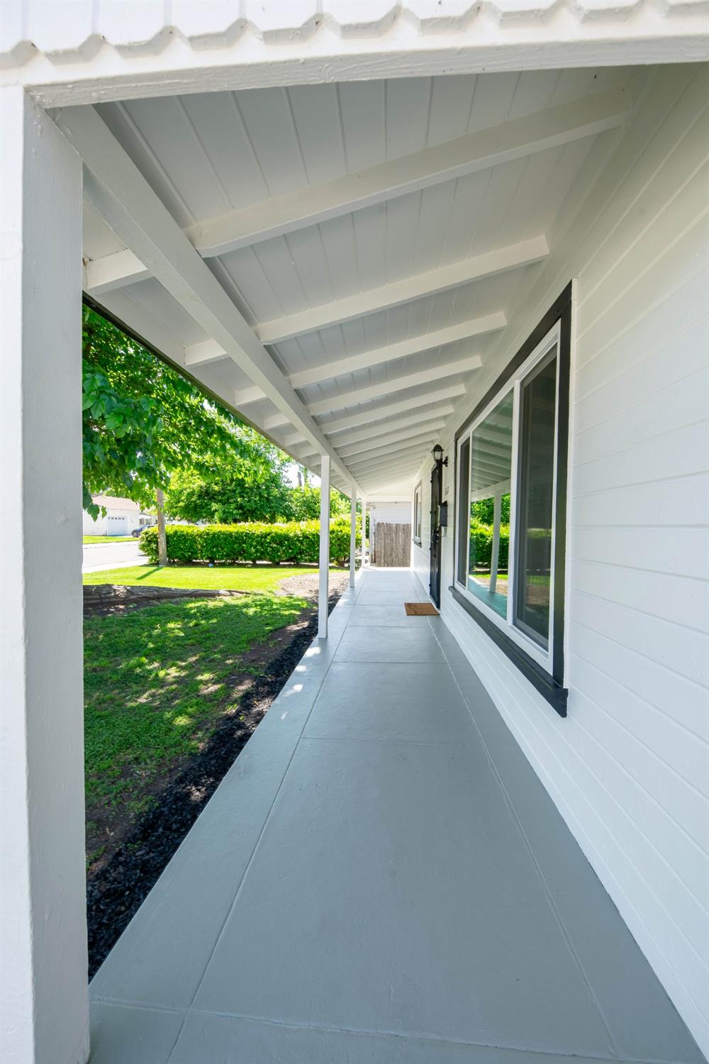 Detail Gallery Image 9 of 32 For 3037 W Monterey Ave, Stockton,  CA 95204 - 3 Beds | 1 Baths