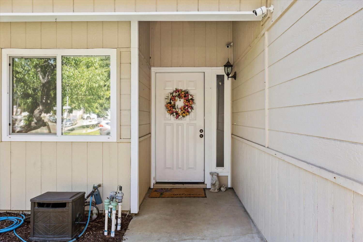 Loch Haven Way, Sacramento, California image 4