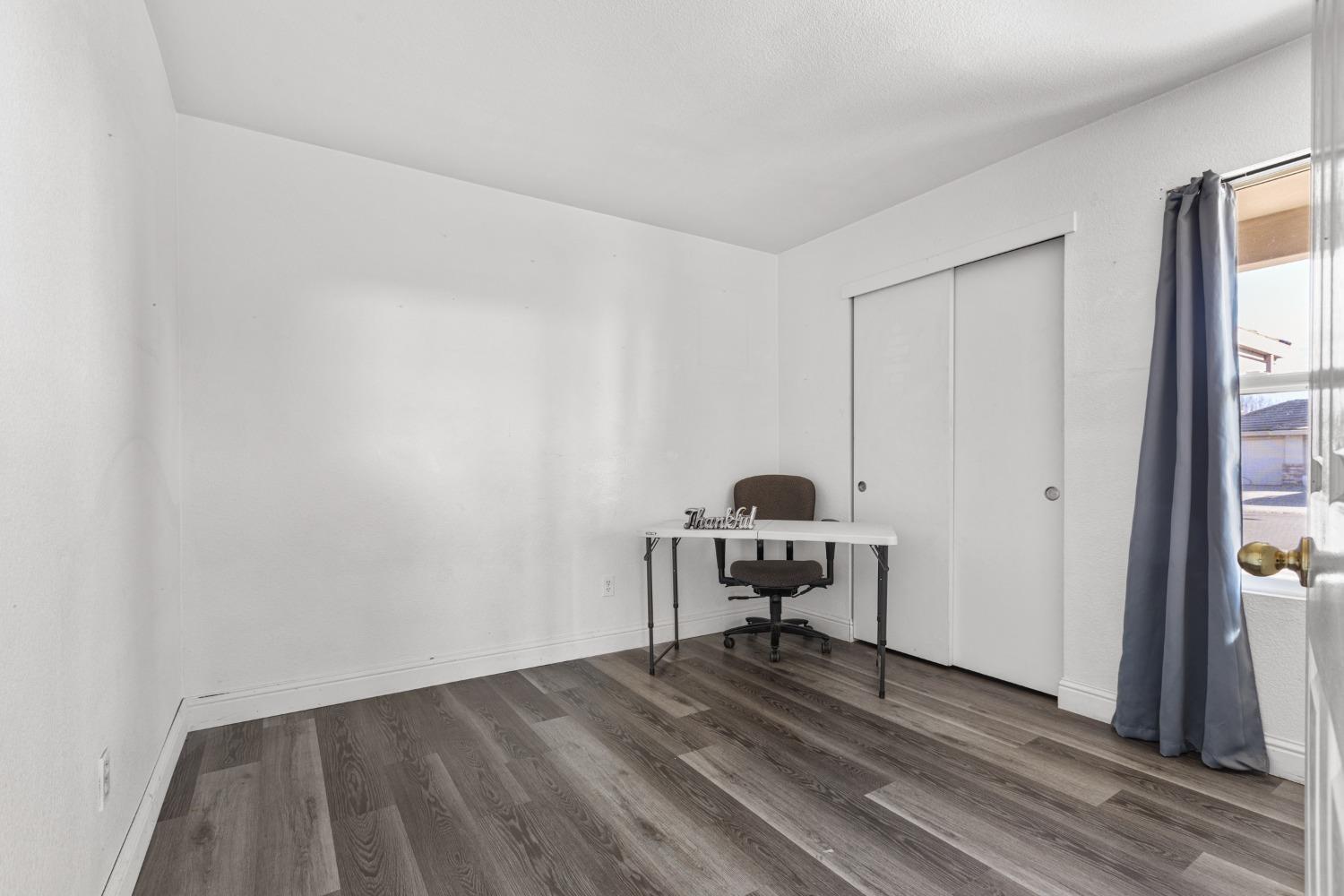 Detail Gallery Image 14 of 26 For 1162 Stormwood Ave, Galt,  CA 95632 - 4 Beds | 2 Baths