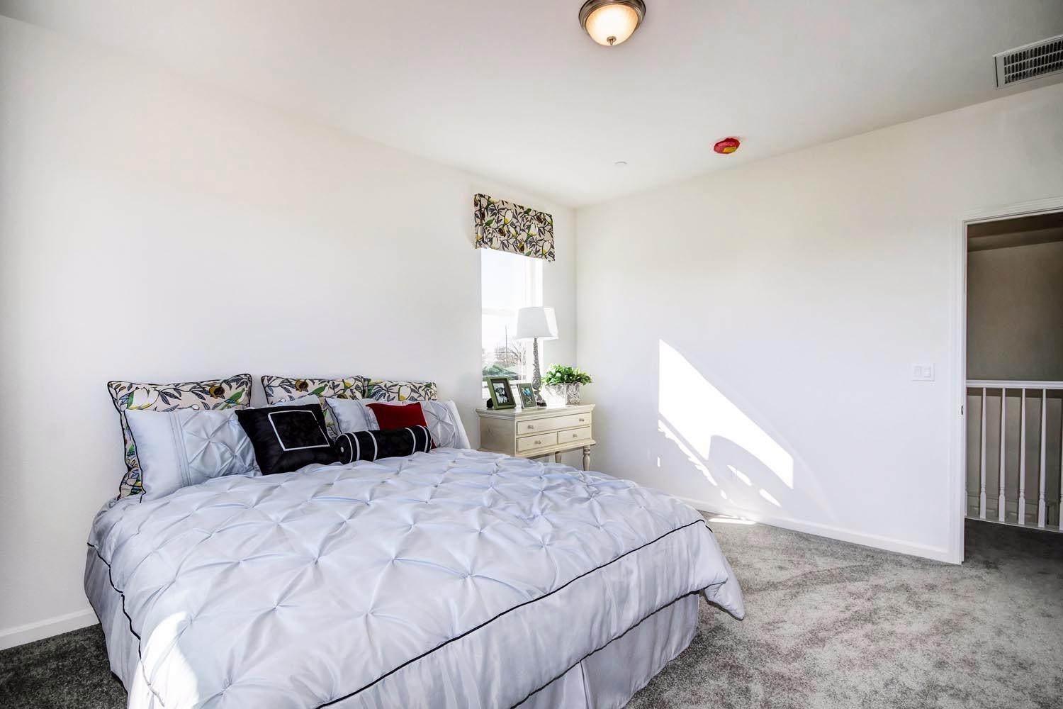 Detail Gallery Image 15 of 25 For 3520 Alberghini St, Sacramento,  CA 95838 - 3 Beds | 2/1 Baths