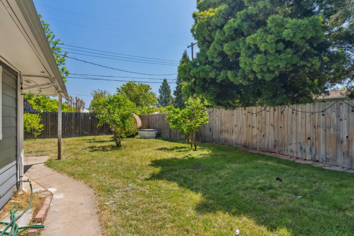 Detail Gallery Image 9 of 41 For 605 W Hampton Dr, Roseville,  CA 95678 - 4 Beds | 2 Baths