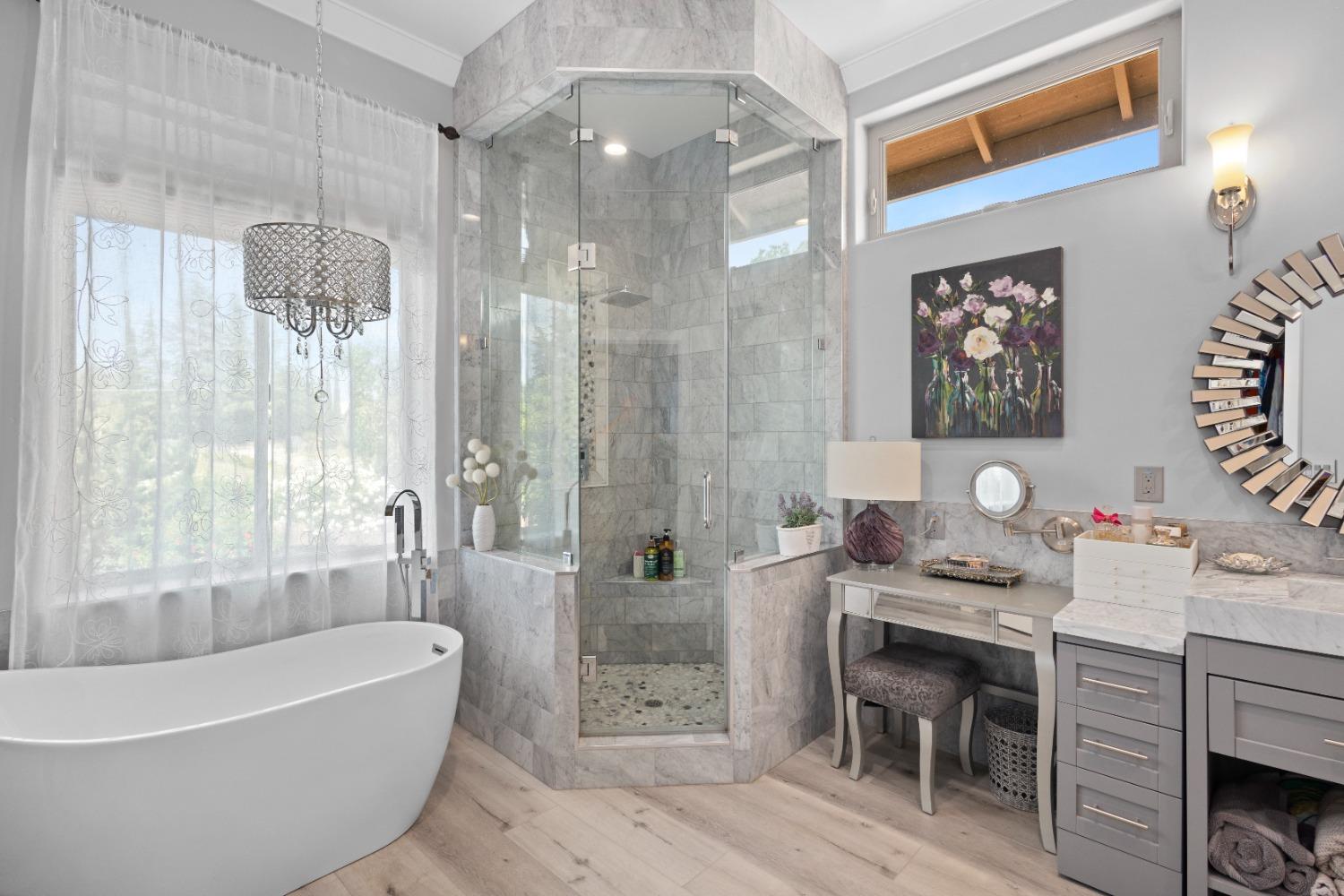 Detail Gallery Image 21 of 84 For 7964 Twin Oaks Ave, Citrus Heights,  CA 95610 - 3 Beds | 2/1 Baths