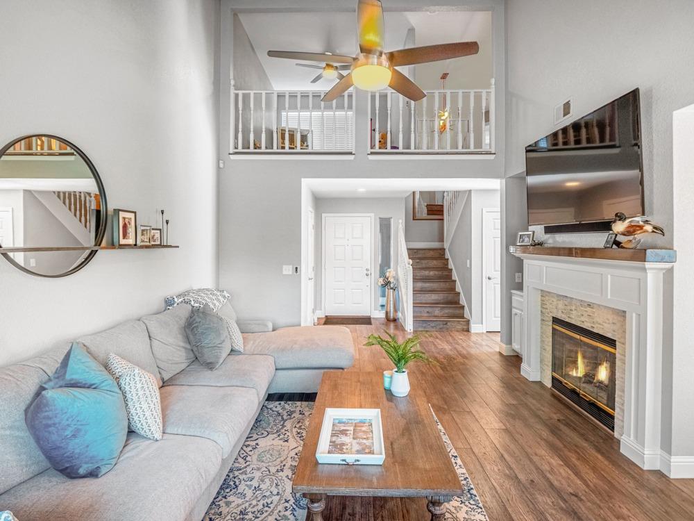 Detail Gallery Image 11 of 47 For 9523 Dunkerrin Way, Elk Grove,  CA 95758 - 3 Beds | 2/1 Baths