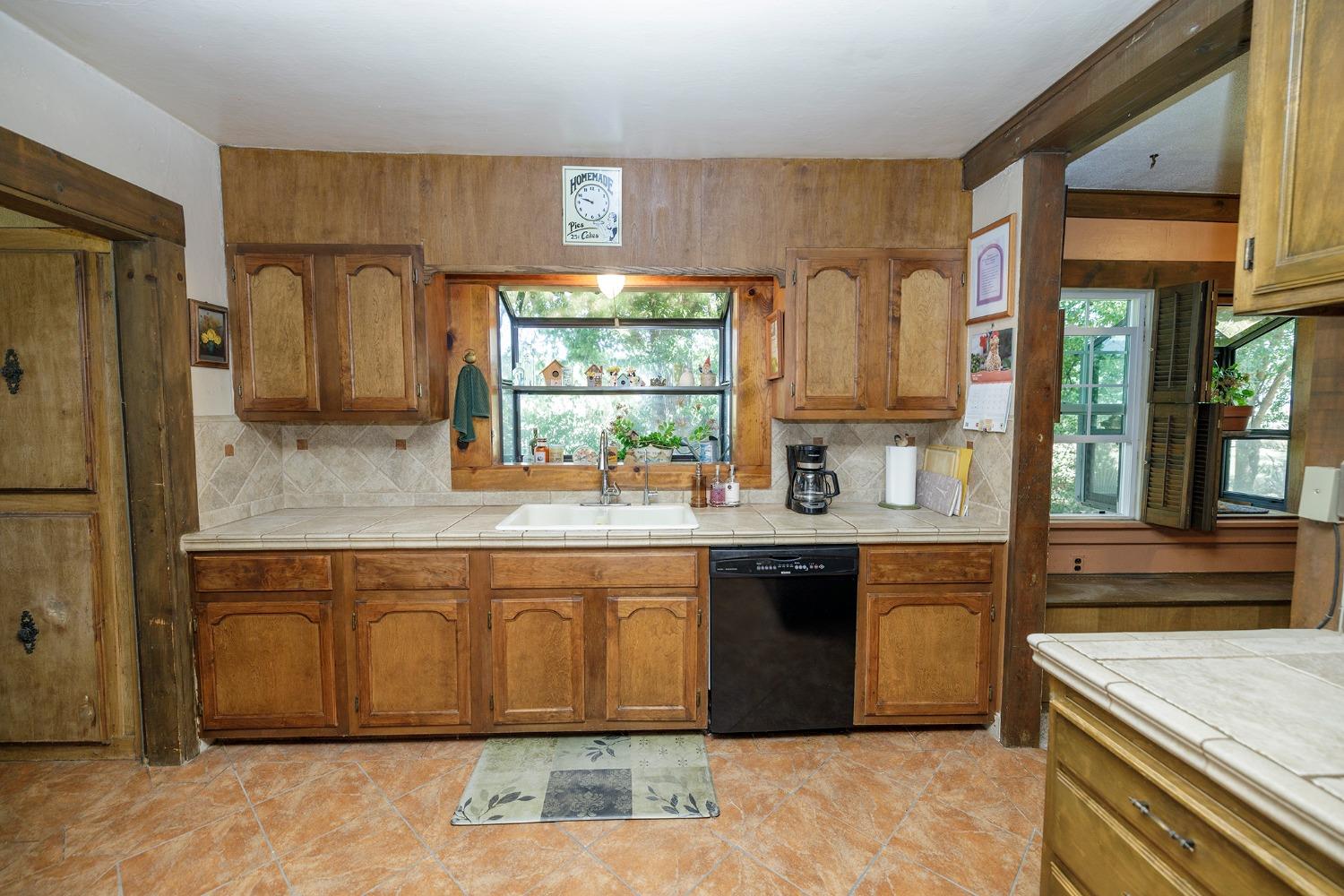 Detail Gallery Image 35 of 55 For 10600 Pioneer Ave, Oakdale,  CA 95361 - 5 Beds | 2 Baths