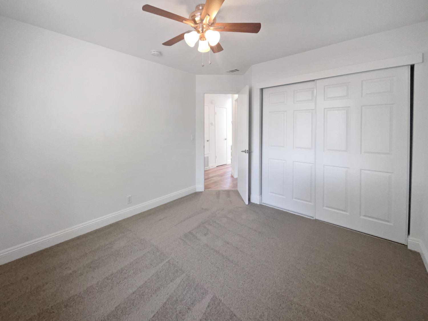 Detail Gallery Image 11 of 22 For 1465 E Hidalgo Cir #E,  Roseville,  CA 95747 - 3 Beds | 2 Baths