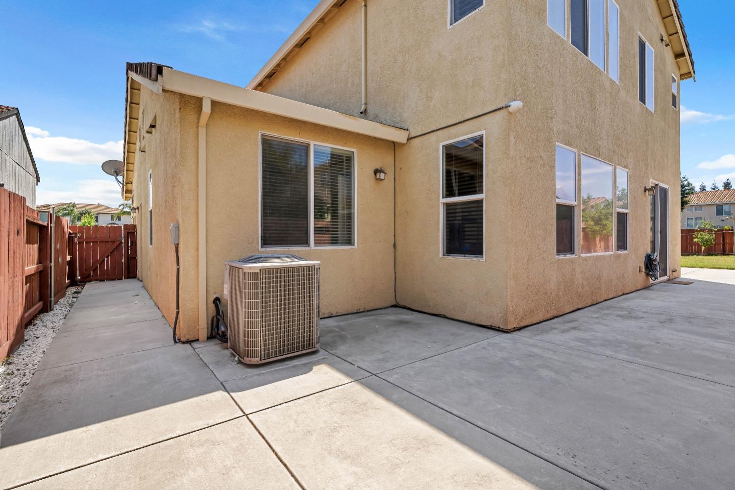 Detail Gallery Image 32 of 36 For 3819 Escena Ct, Turlock,  CA 95382 - 5 Beds | 3 Baths