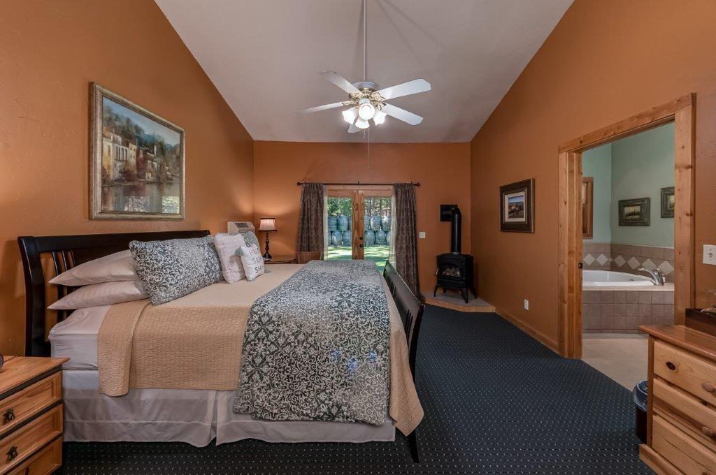 Oak Circle, Arnold, California image 19