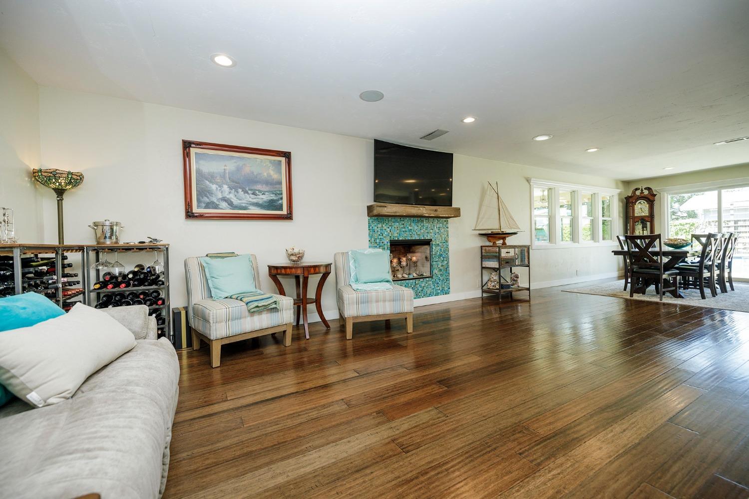Detail Gallery Image 15 of 62 For 14950 Manzanita Way, Lockeford,  CA 95237 - 4 Beds | 2 Baths