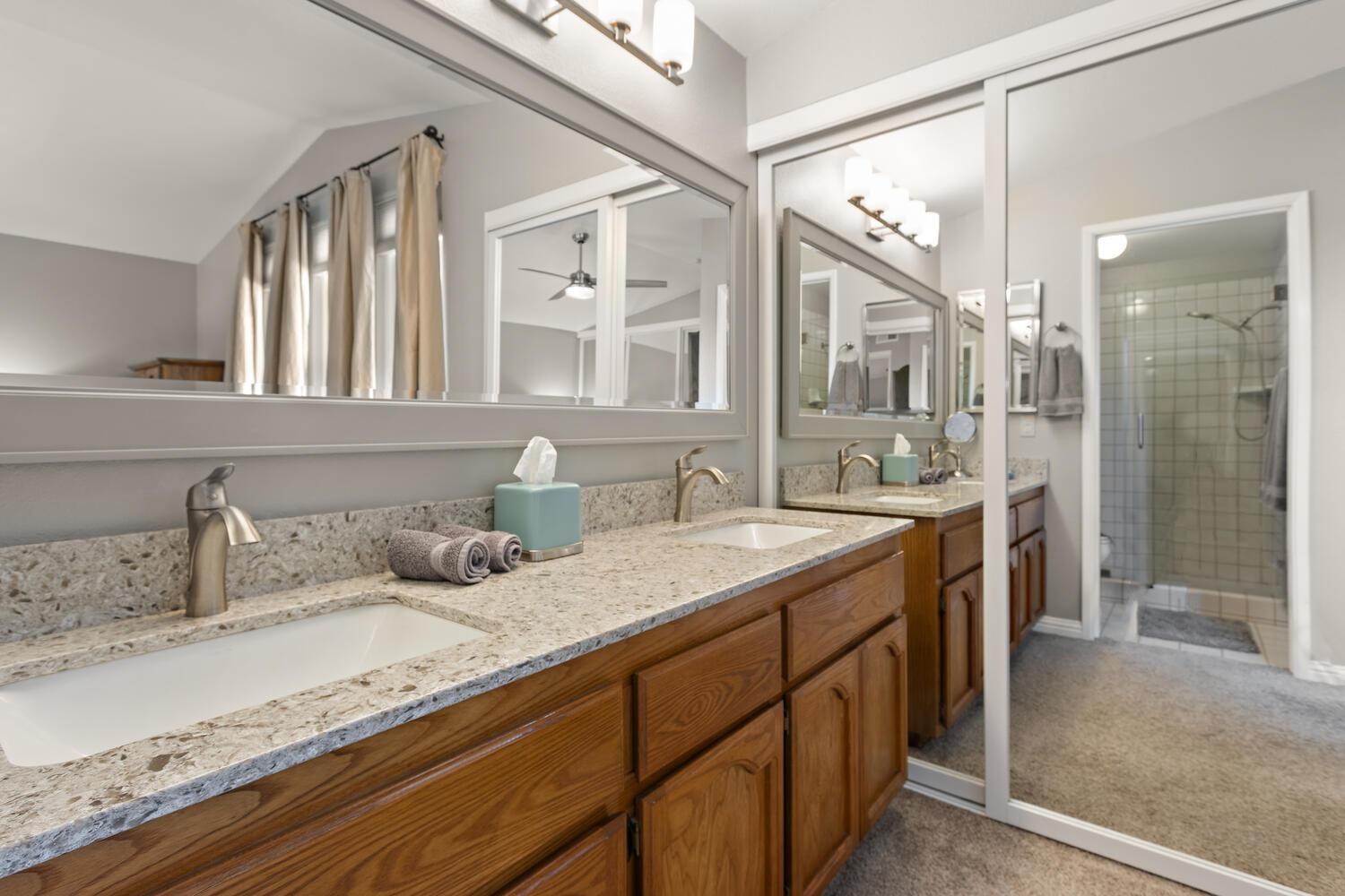 Detail Gallery Image 25 of 56 For 19 Green Mist Ct, Sacramento,  CA 95831 - 4 Beds | 3 Baths