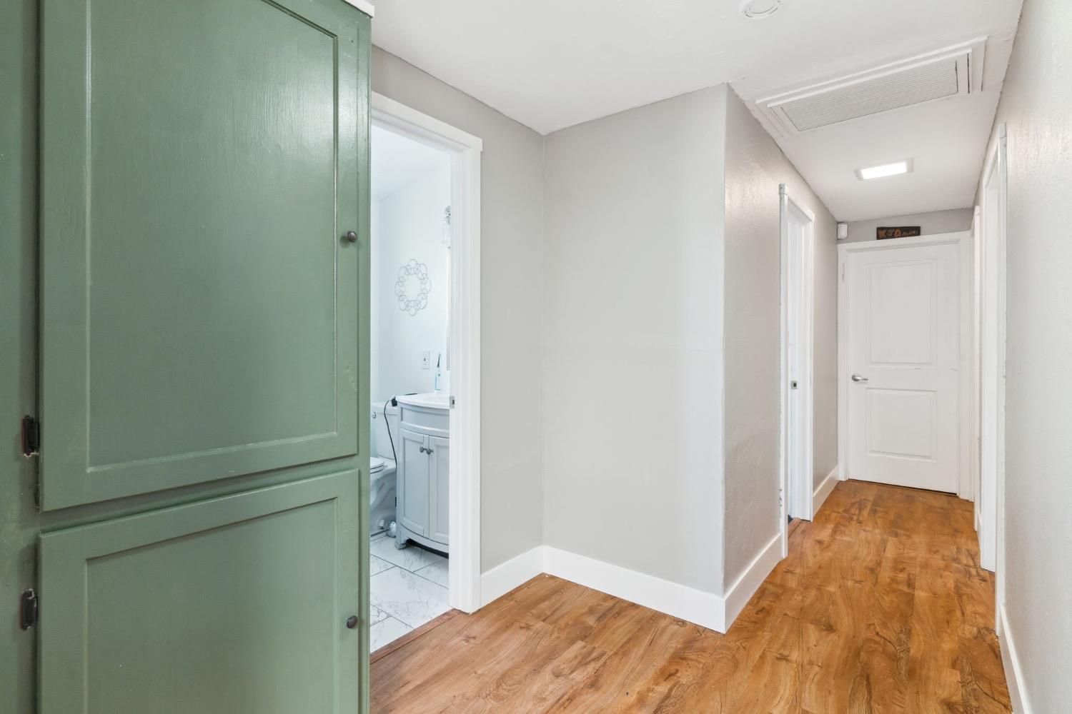 Detail Gallery Image 31 of 41 For 605 W Hampton Dr, Roseville,  CA 95678 - 4 Beds | 2 Baths