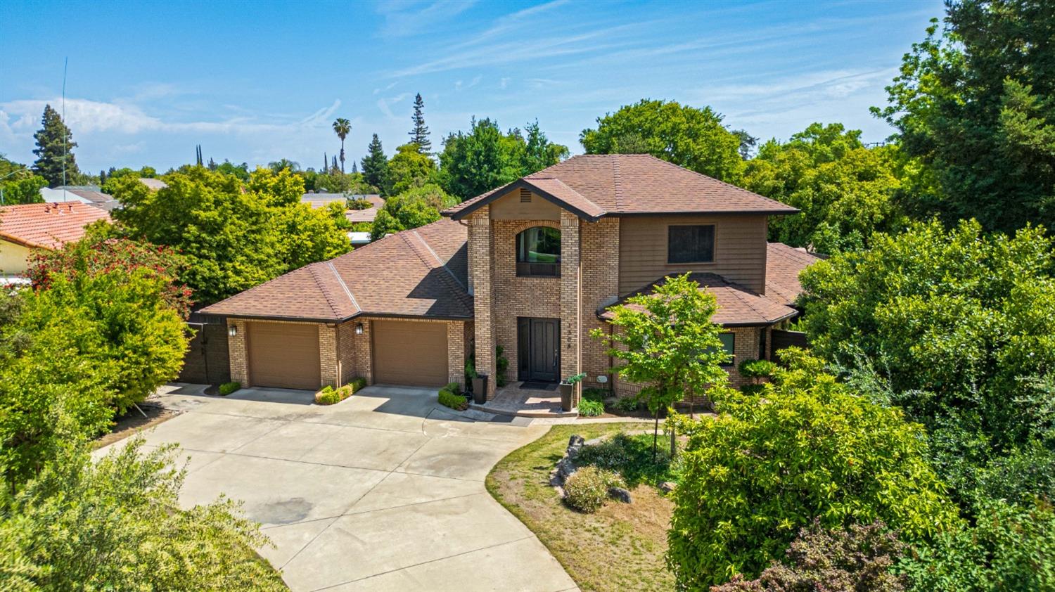 Detail Gallery Image 4 of 57 For 1308 Poust Rd, Modesto,  CA 95358 - 4 Beds | 3 Baths