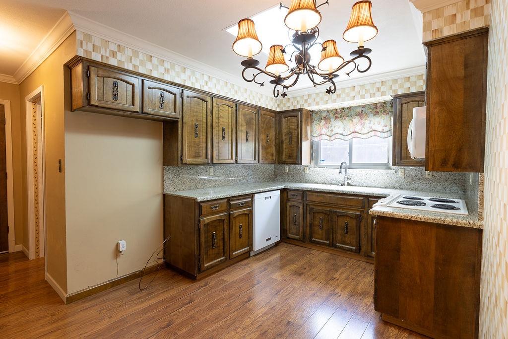 Tioga Drive, Lodi, California image 8