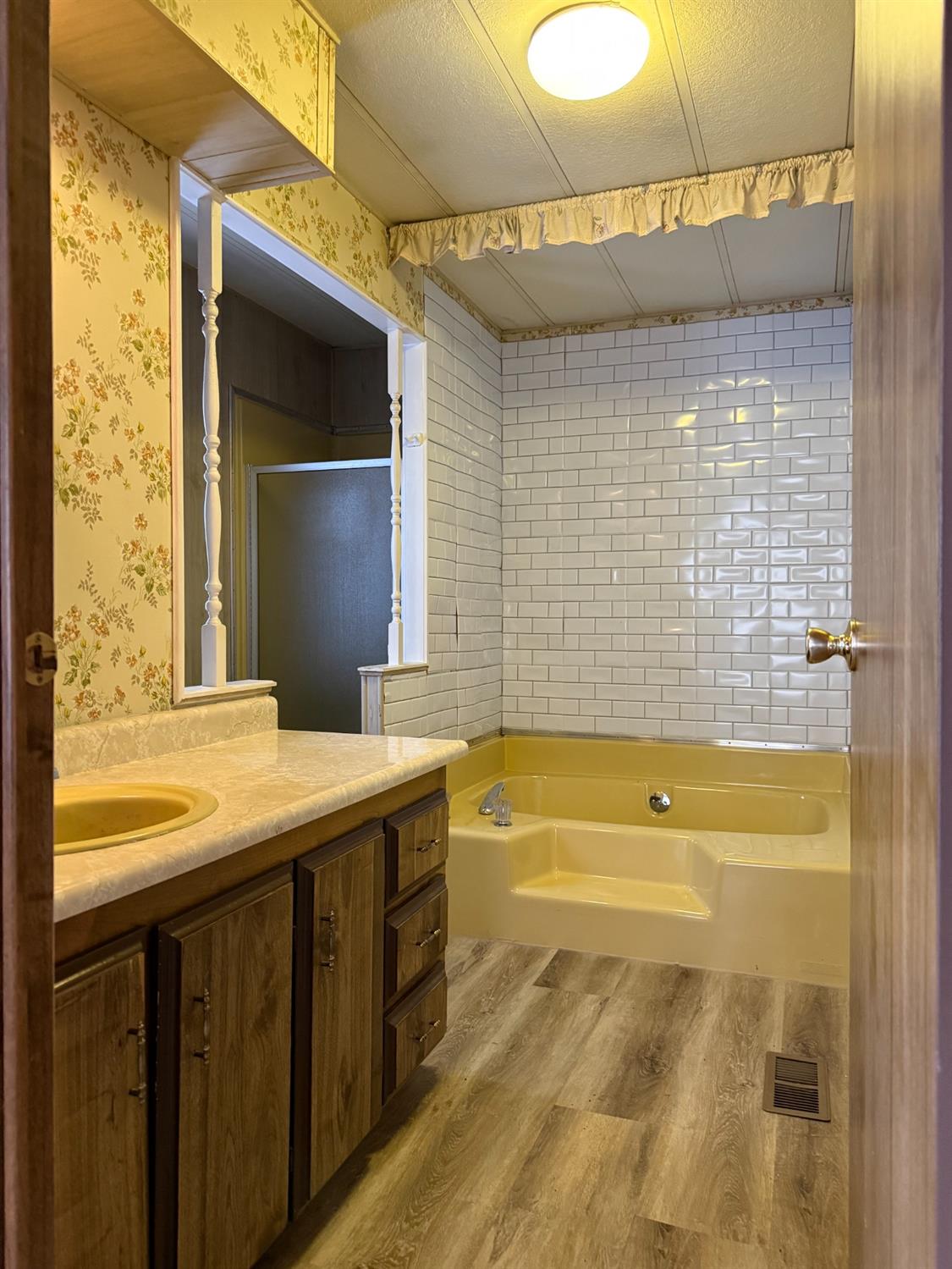 Detail Gallery Image 19 of 48 For 604 Pringle Ave 127, Galt,  CA 95632 - 3 Beds | 2 Baths