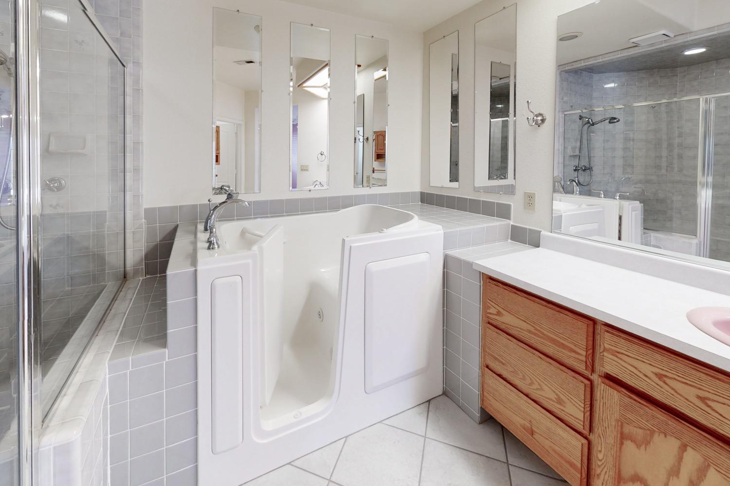 Detail Gallery Image 8 of 81 For 1612 Portofino Dr, Yuba City,  CA 95993 - 3 Beds | 2 Baths